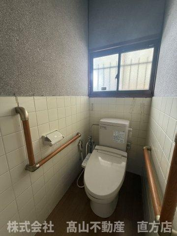 感田戸建てのトイレ