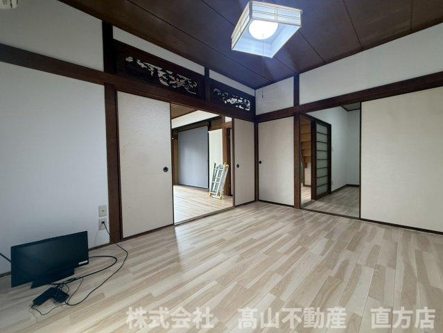 感田戸建ての洋室