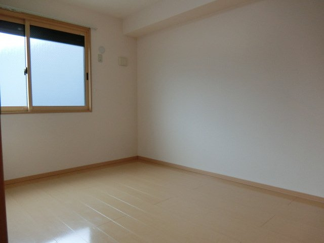 【寝室】 | オークス玉瀬