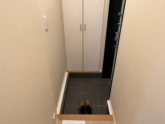 メゾン　プレゾンの玄関|同建物別室参考写真