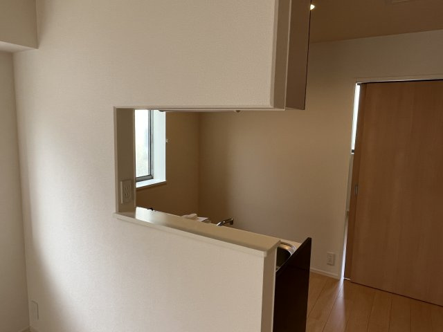 メゾン　プレゾンのキッチン|同建物別室参考写真