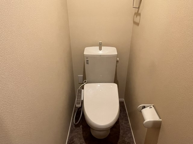 メゾン　プレゾンのトイレ|同建物別室参考写真