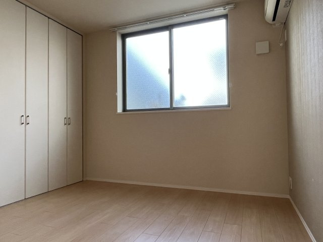 メゾン　プレゾンの寝室|同建物別室参考写真