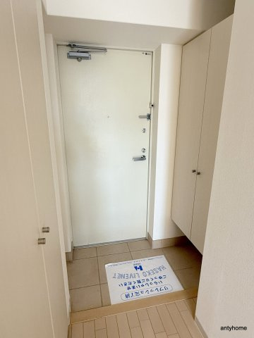 KDXレジデンス難波南　仲介手数料無料の玄関