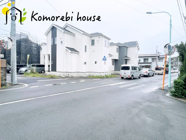 さいたま市見沼区堀崎町1159番　新築一戸建て　ハートフルタウン　Bの前面道路含む現地写真|26.9.8