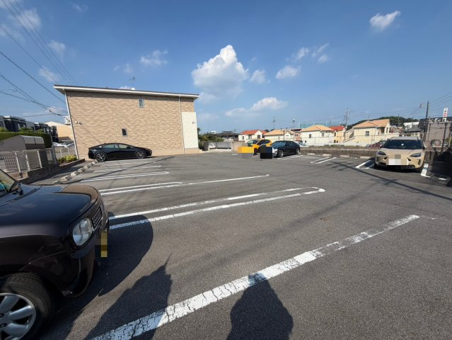 アネックスＡの駐車場