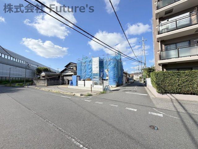 三郷市高州1丁目　新築戸建　全1棟の前面道路含む現地写真|前面道路含む現地写真です。
