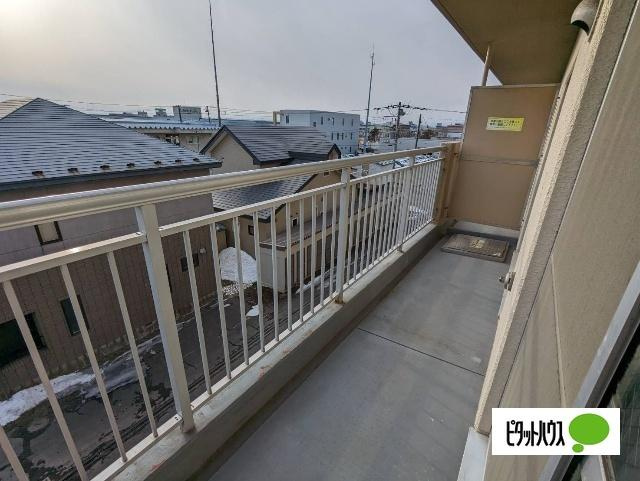 ＷＩＮＤＩＡ仲浜のバルコニー