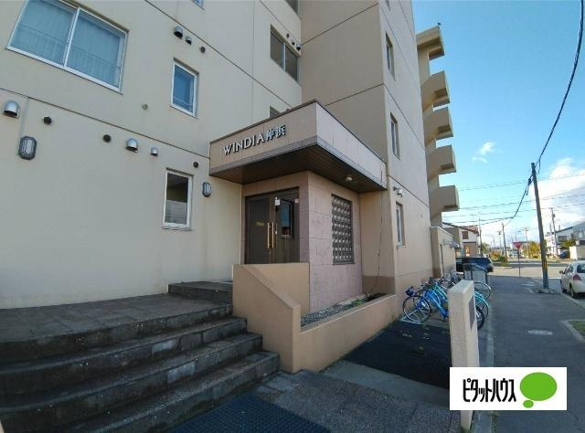 ＷＩＮＤＩＡ仲浜のエントランス