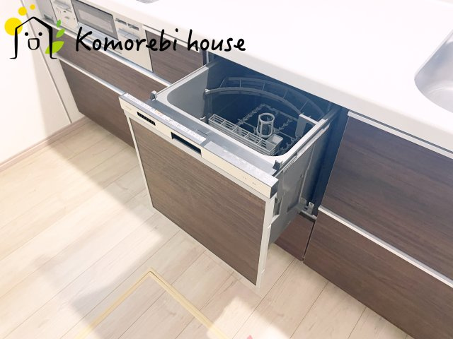 さいたま市見沼区堀崎町1159番　新築一戸建て　ハートフルタウン　Dのキッチン|26.9.11