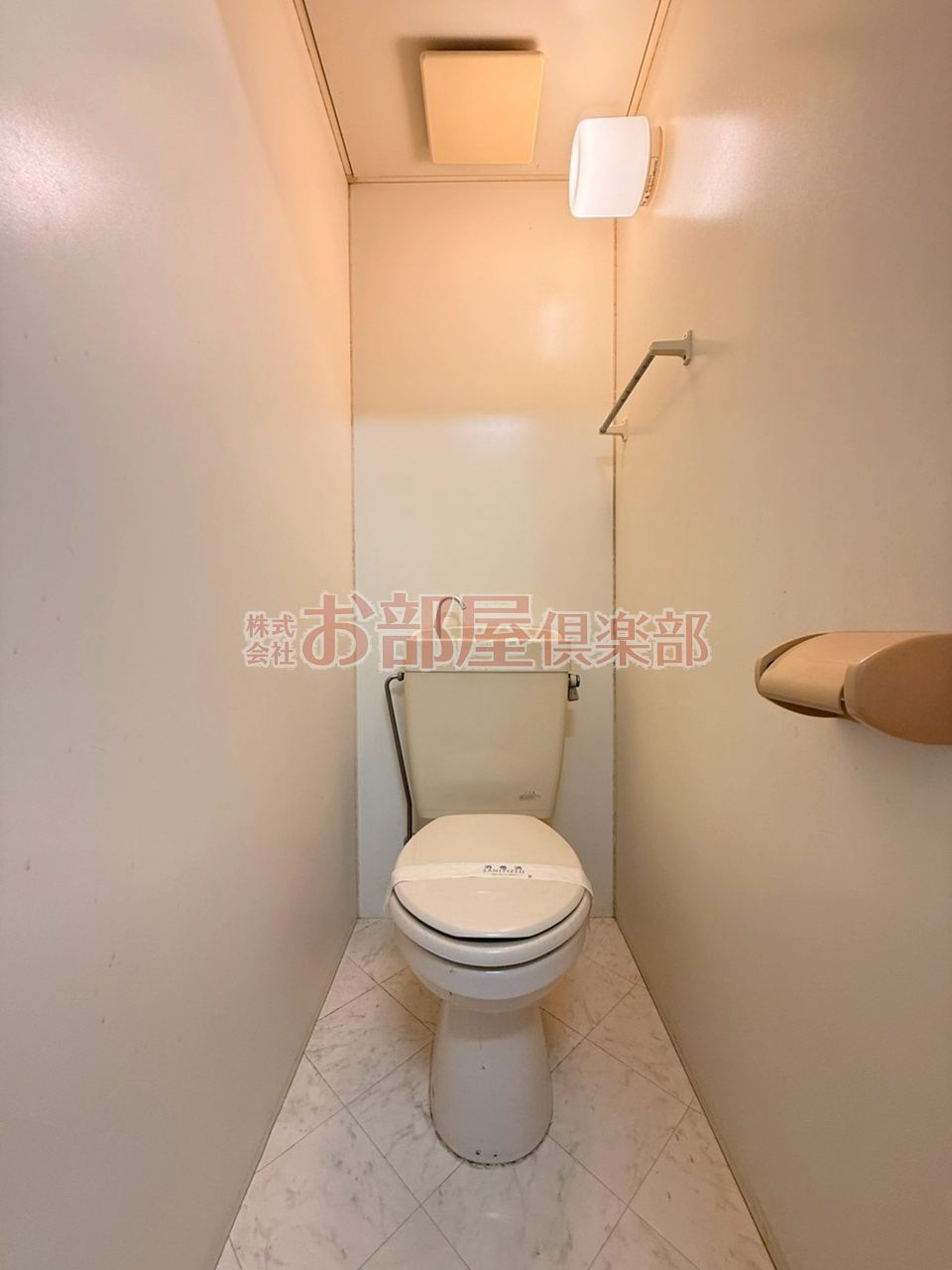 レジデンス幸Aのトイレ|ゆったりとした空間のトイレです