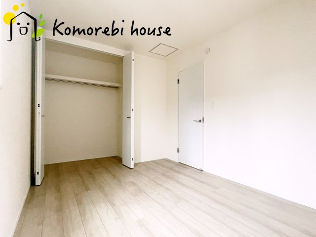 さいたま市見沼区堀崎町1159番　新築一戸建て　ハートフルタウン　Eの収納|26.9.8