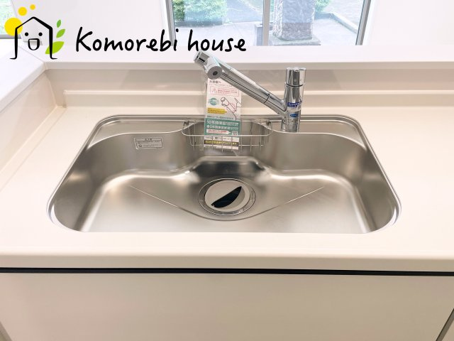 さいたま市見沼区堀崎町1159番　新築一戸建て　ハートフルタウン　Eのキッチン|26.9.8