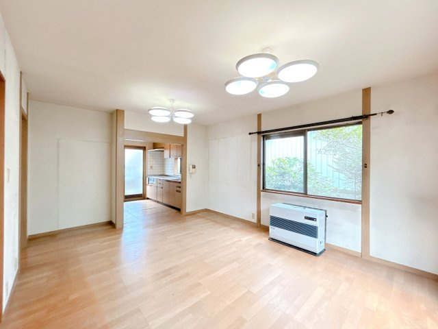 栃木市今泉町1丁目　中古戸建の居間・リビング