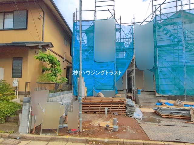仲介手数料無料　ハートフルタウン所沢中新井15期・全2棟の前面道路含む現地写真