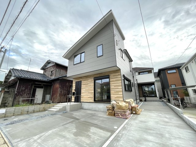 船橋市習志野台５丁目２１期の外観