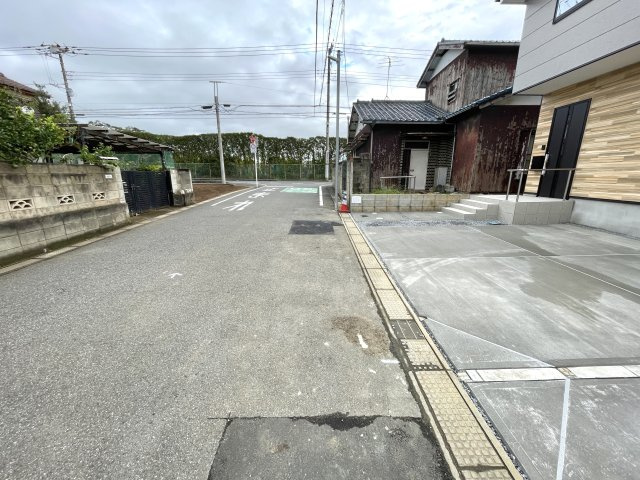 船橋市習志野台５丁目２１期の前面道路含む現地写真