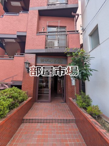 セザール三ノ輪のエントランス