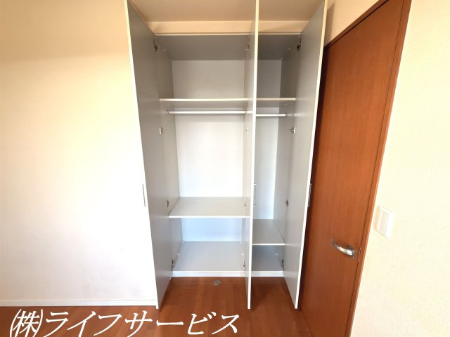 【収納】 | サンクタス塚本 | 洋室5.0帖／クローゼット有