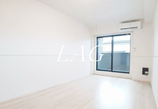 【居間・リビング】 | ビオレタＡ | 洋室のお部屋です。（同仕様です。）