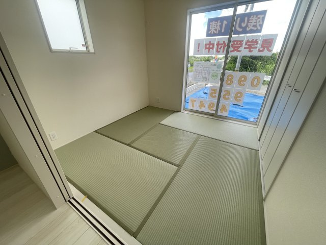 南城市大里稲嶺（全3棟）ラスト3号棟の和室|3号棟　洋風和室4.5帖＋収納付き♪