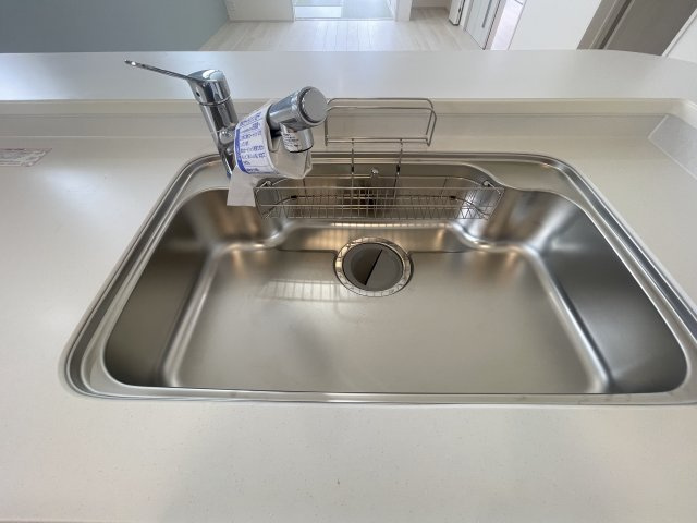 南城市大里稲嶺（全3棟）ラスト3号棟のキッチン|3号棟　浄水器付き♪