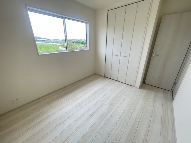 南城市大里稲嶺（全3棟）ラスト3号棟の洋室|3号棟　洋室5.3帖＋CL付き♪