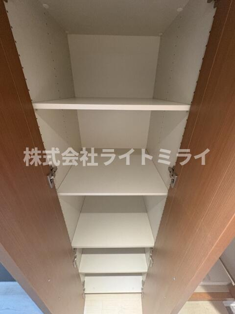 レジディア文京本郷の玄関| 