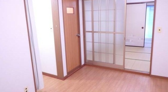 中村マンションの居間・リビング