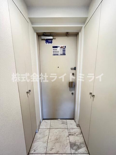 レジディア市ヶ谷Ⅱの玄関| 