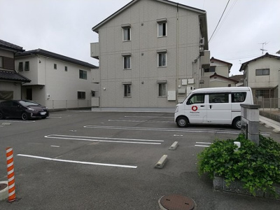 【駐車場】 | サンライト松山町 | 駐車スペースもあります
