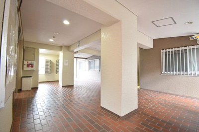 【その他共用部分】 | 千里山田グリーンハイツ壱号棟 | 現在ご返済中のカーローン・カードローン・教育ローンなどを住宅ローンに一本化したり、家具家電購入費用・引越し費用を住宅ローンと組み合わせるなど、お客さまにメリットの多い住宅ローンのご提案が可能です。