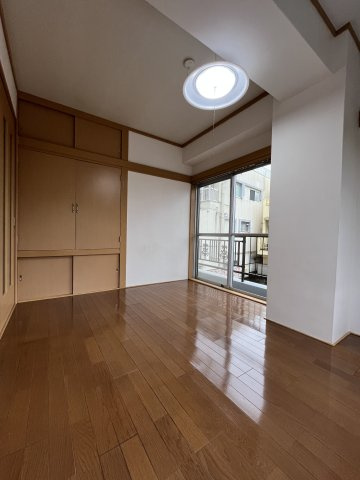 秩父マンションの居間・リビング
