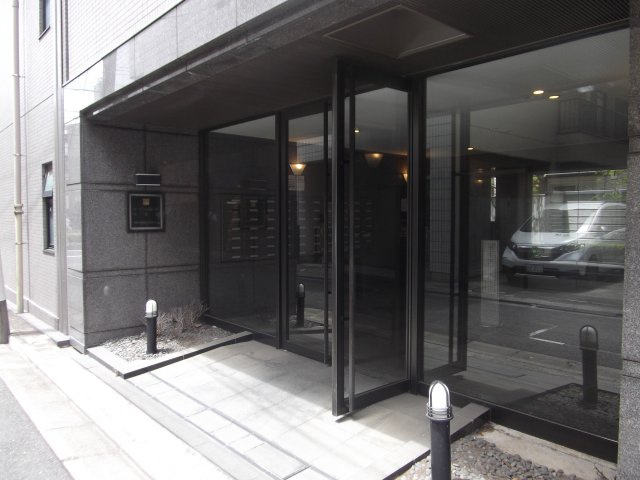 ルーブル武蔵小杉弐番館のエントランス