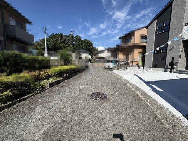 【その他】 | 大野城市中1丁目5期　1号棟（全1棟）【仲介手数料無料・0円】 | 現地写真。前面道路です。