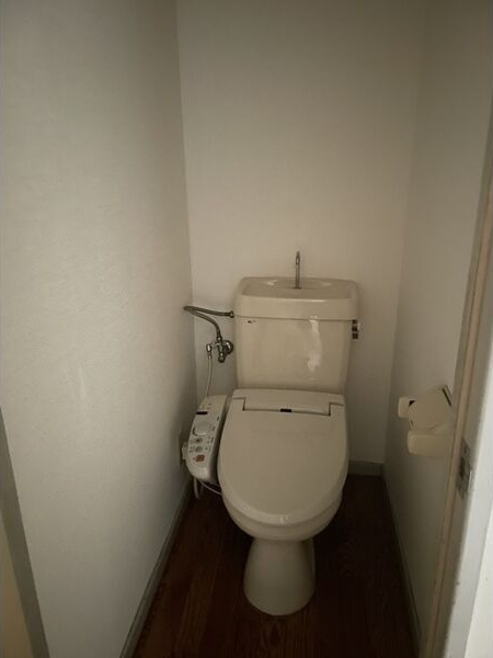 ヴィラロイヤルのトイレ|トイレもきれいです