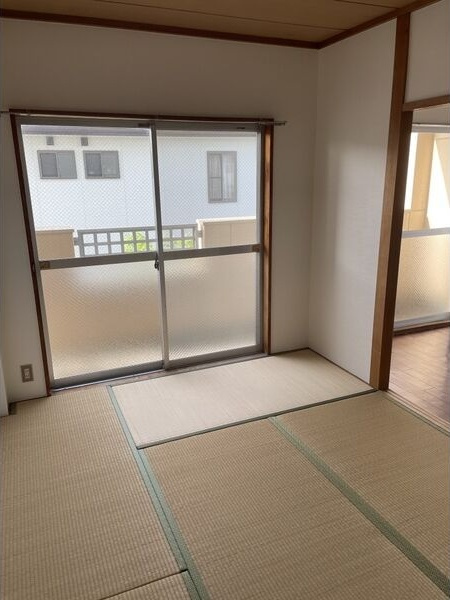 ヴィラロイヤルの和室|日本らしい落ち着いた雰囲気の和室です