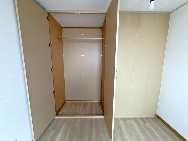 Lily Gardens 東部台の収納