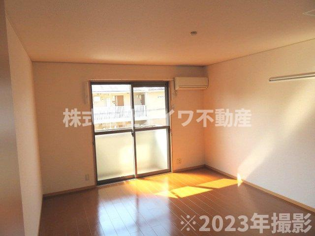 COZYCOURT東岡崎の居間・リビング