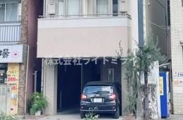 早稲田ハウスのエントランス