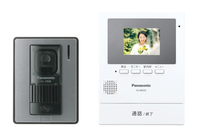 【その他】 | 来客時にカラー画像で確認が出来るので安心。夜間でもLEDライトでくっきりと映ります。また画像のみの対応も出来る為、こちら側の声は聞こえず様子を見てからインターホン対応も可能で安心ですね。