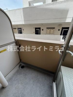 Ｂｅｌｌｅｖｉａｇｅ　Ｓｈｉｎｊｕｋｕのバルコニー| 