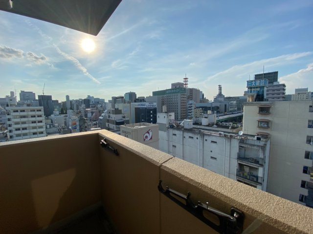 プレサンス栄ラグジュ　名古屋市賃貸　仲介手数料無料のバルコニー