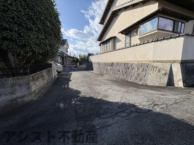 夏吉売地の外観