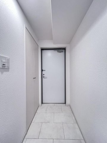 グランパーク県庁前の玄関