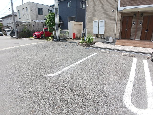 スピカⅡの駐車場