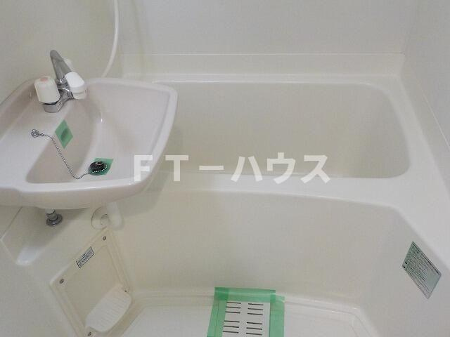 ミリアビタＮＯ．１３の浴室