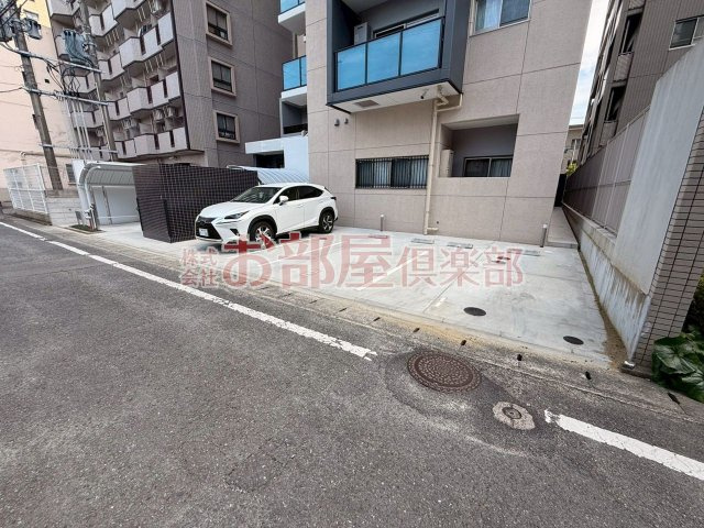 GOTOビルディングの駐車場|駐車スペースもあります