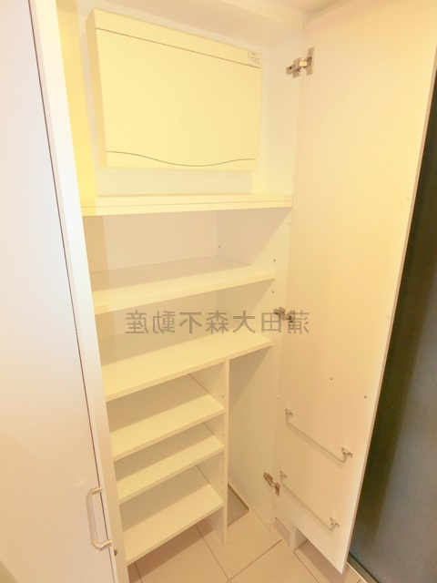 コスモリード西馬込の設備|玄関収納
