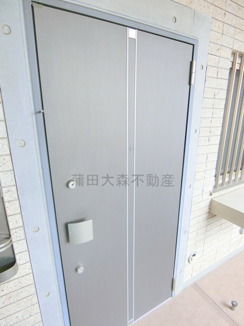 コスモリード西馬込の玄関